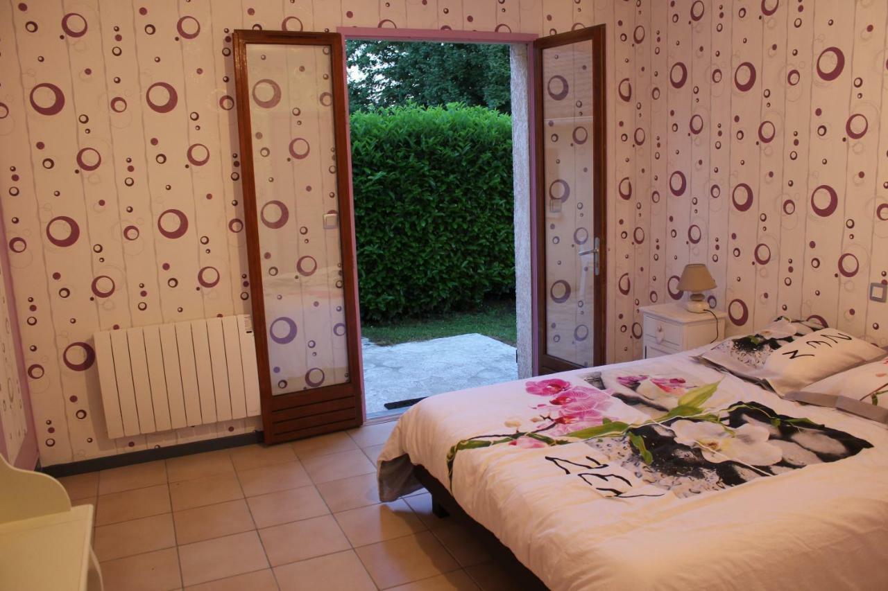 Bed and Breakfast Les écureuils Tramoyes Esterno foto
